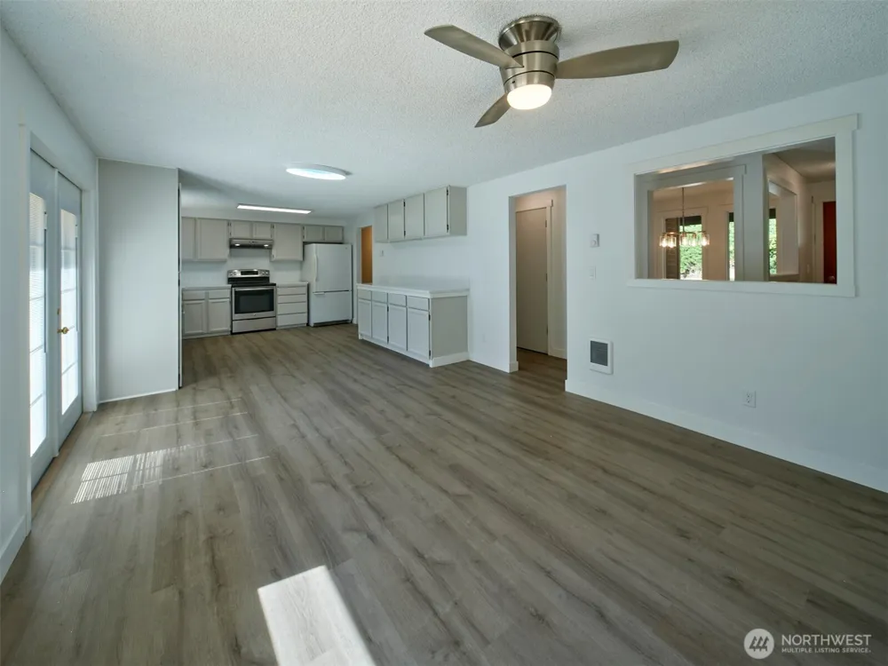 209 Sunset Drive Longview, WA 98632