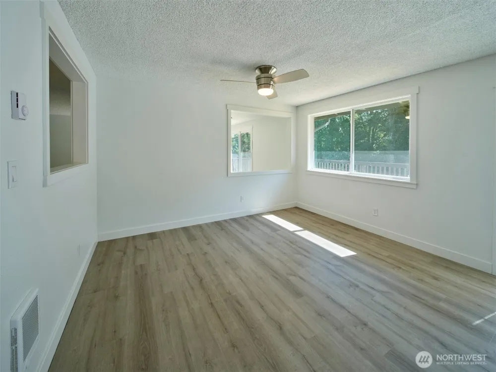 209 Sunset Drive Longview, WA 98632