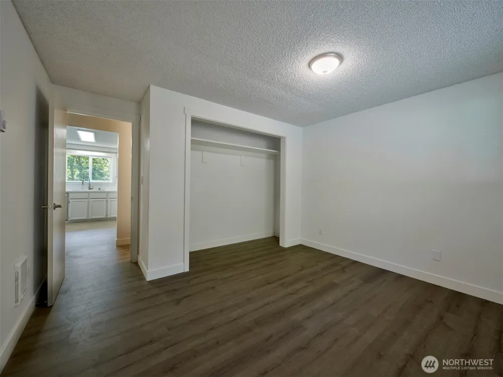 209 Sunset Drive Longview, WA 98632