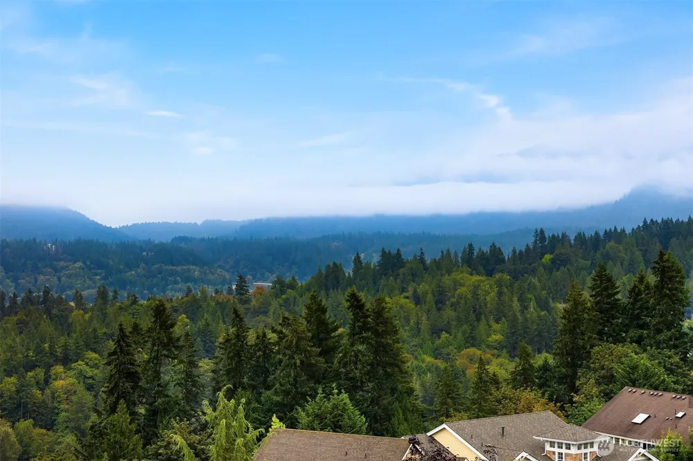 522 Timber Creek Drive NW Issaquah, WA 98027
