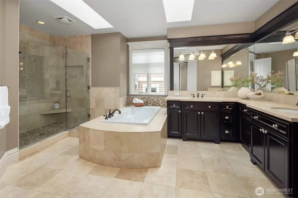 522 Timber Creek Drive NW Issaquah, WA 98027