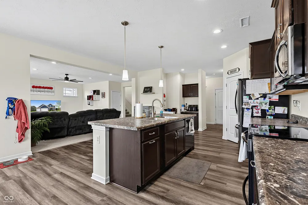 4916 Myrtle Drive Pittsboro, IN 46167