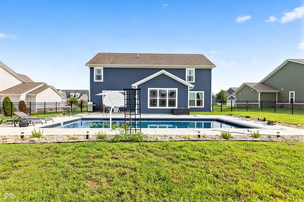 4916 Myrtle Drive Pittsboro, IN 46167