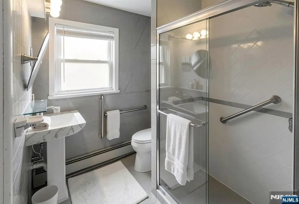 90 Cedar Street Ridgefield Park, NJ 07660