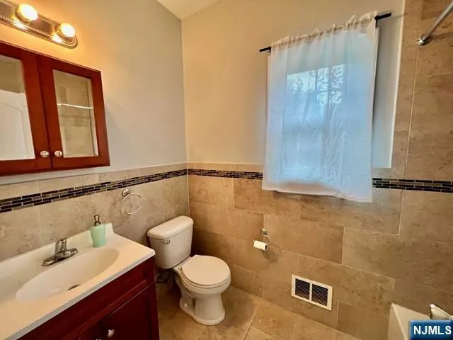 418 Jersey Street 1F+G Harrison, NJ 07029
