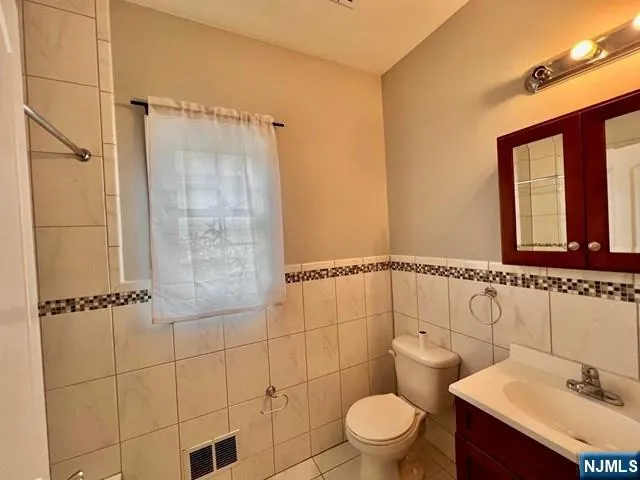 418 Jersey Street 1F+G Harrison, NJ 07029