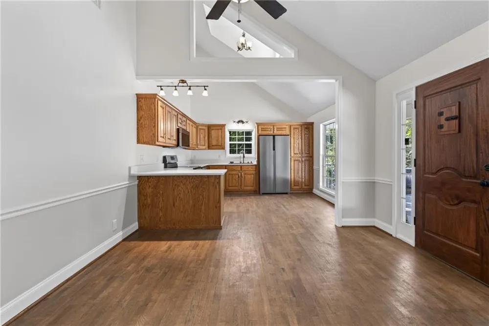 825 Rue Fluer De Lis Lavonia, GA 30553