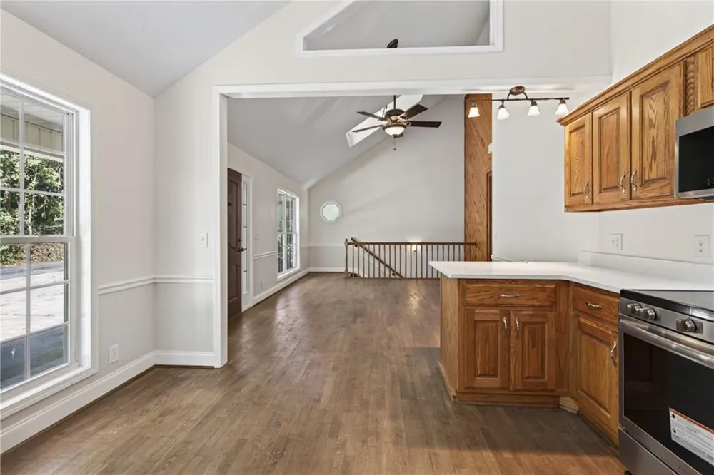 825 Rue Fluer De Lis Lavonia, GA 30553