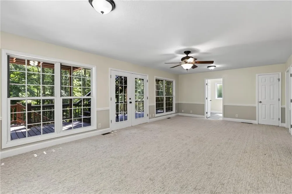 825 Rue Fluer De Lis Lavonia, GA 30553