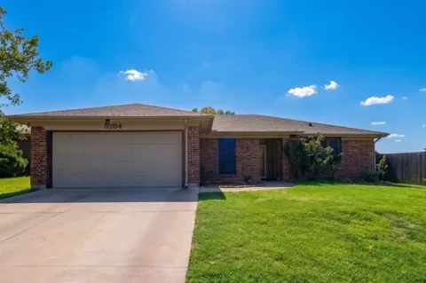 8204 Lara Lane