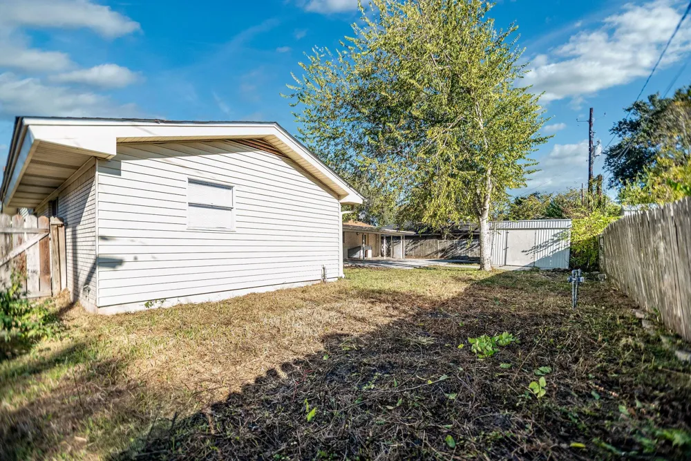 1106 Brookhollow Drive Port Lavaca, TX 77979