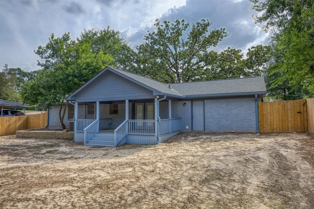 130 Hillcrest Drive Palestine, TX 75801