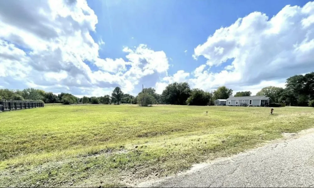 3121 2nd Street Brookshire, TX 77423