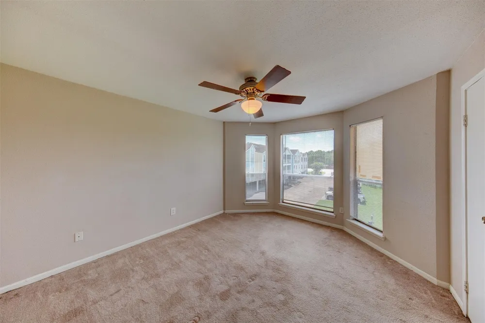 18617 Egret Bay Boulevard #506 Webster, TX 77058