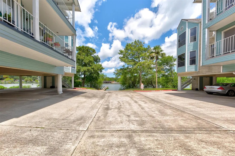 18617 Egret Bay Boulevard #506 Webster, TX 77058
