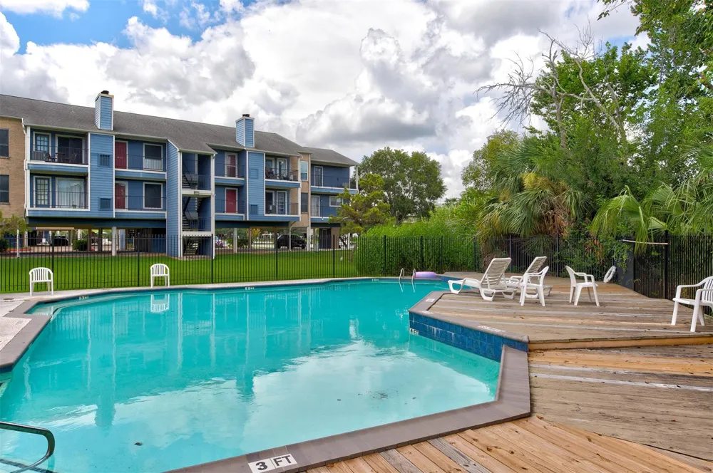 18617 Egret Bay Boulevard #506 Webster, TX 77058