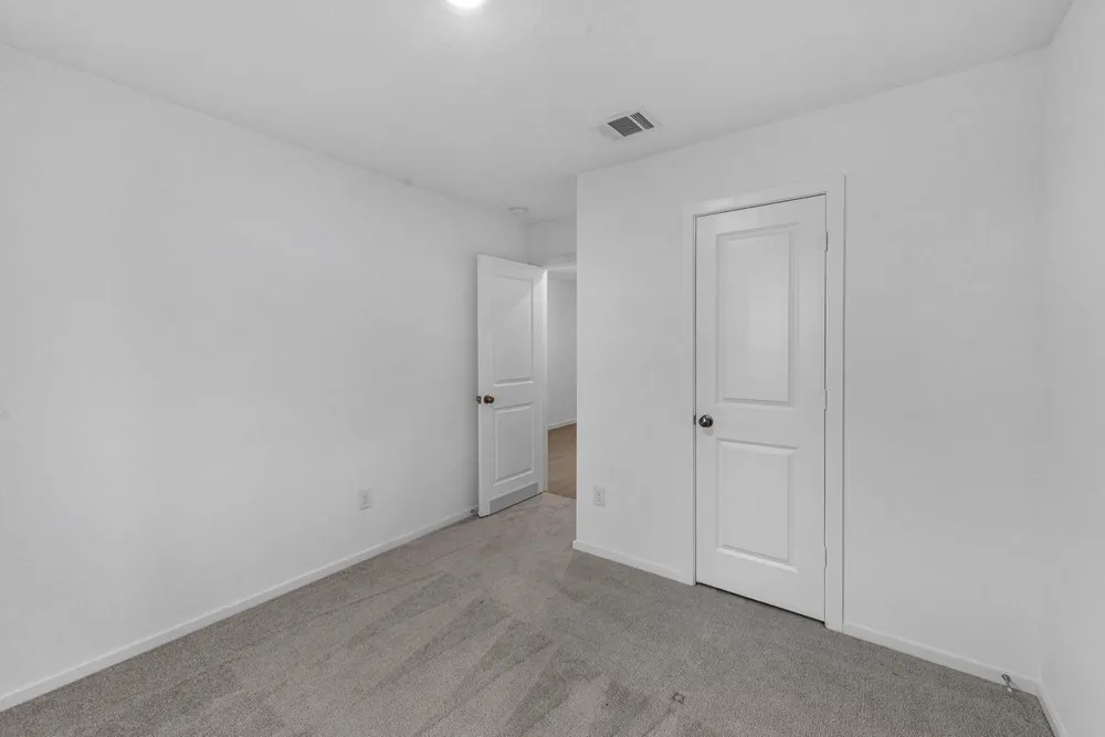 300 Tejas Trail Waller, TX 77484