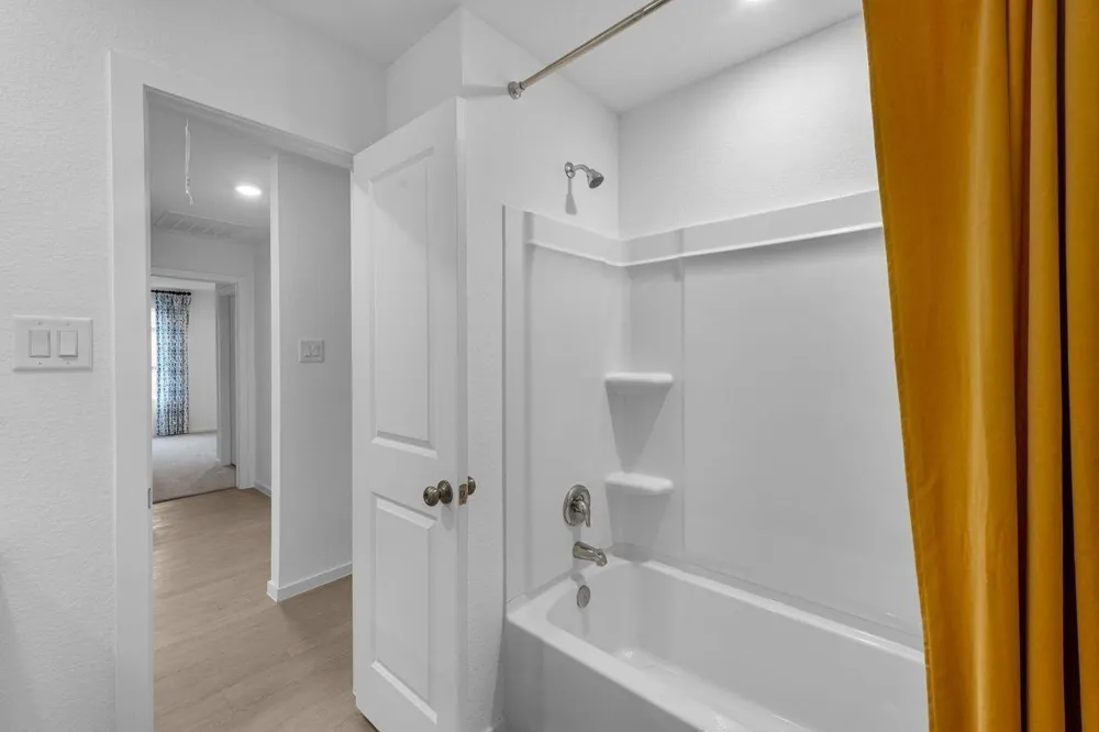 300 Tejas Trail Waller, TX 77484