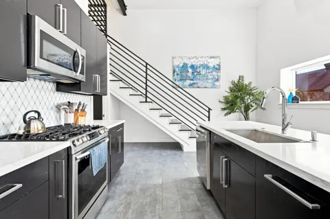 109 Bryan Street #B