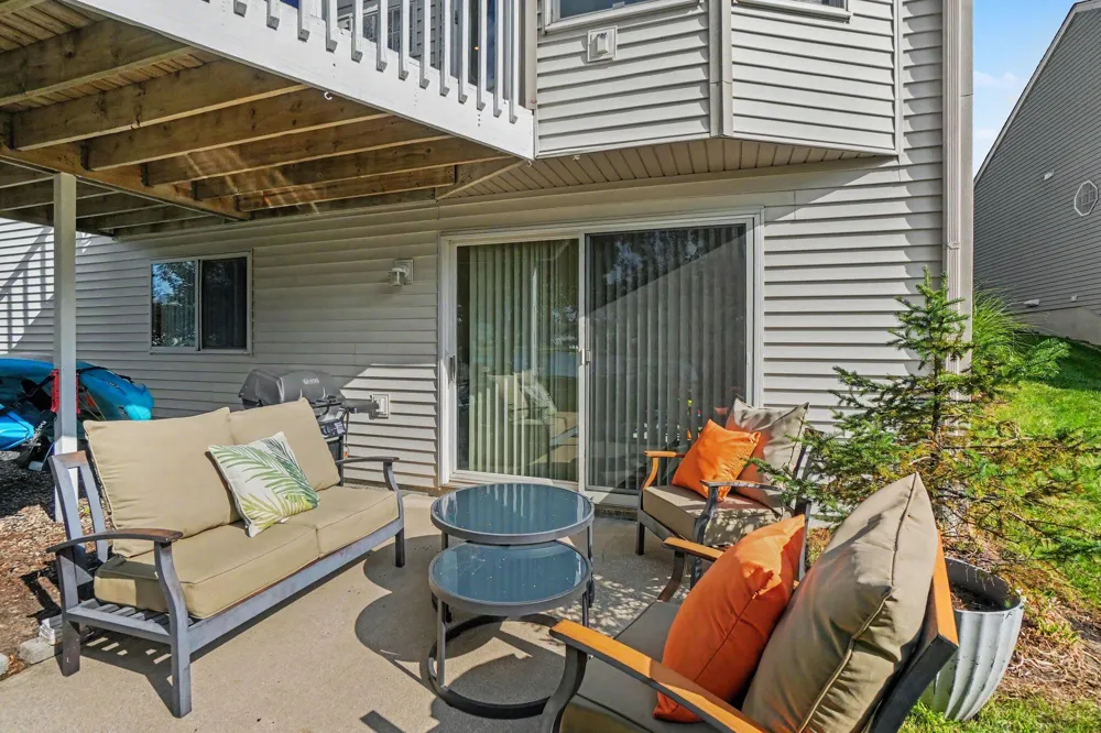 2985 Riley Ridge Road Holland, MI 49424