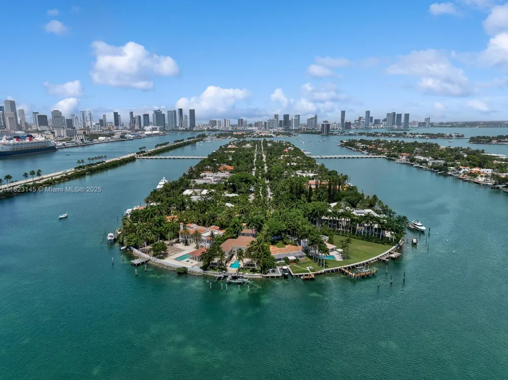 30 Palm Ave Miami Beach, FL 33139