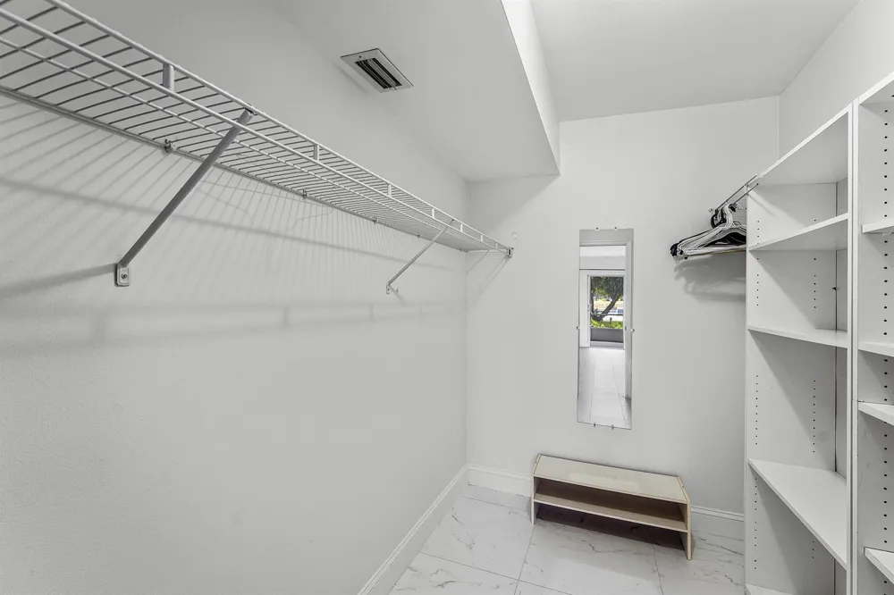 250 JOHN F KENNEDY DRIVE #107 Atlantis, FL 33462
