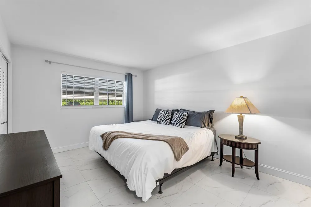250 JOHN F KENNEDY DRIVE #107 Atlantis, FL 33462
