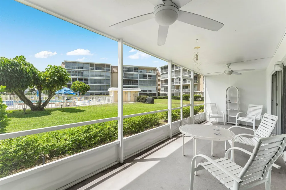 250 JOHN F KENNEDY DRIVE #107 Atlantis, FL 33462