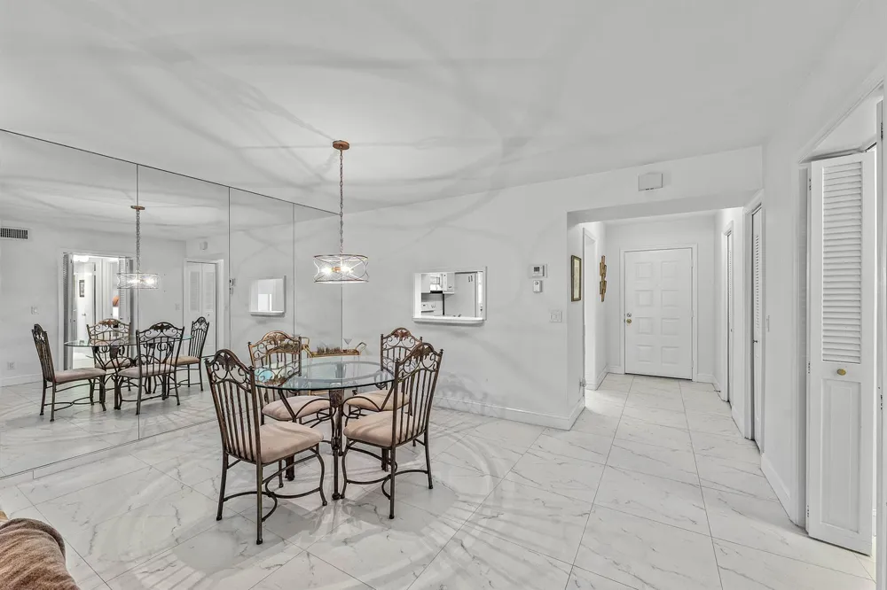 250 JOHN F KENNEDY DRIVE #107 Atlantis, FL 33462