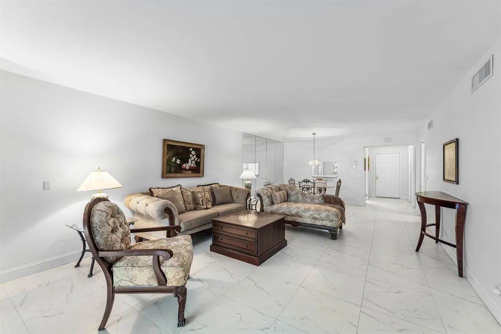 250 JOHN F KENNEDY DRIVE #107 Atlantis, FL 33462