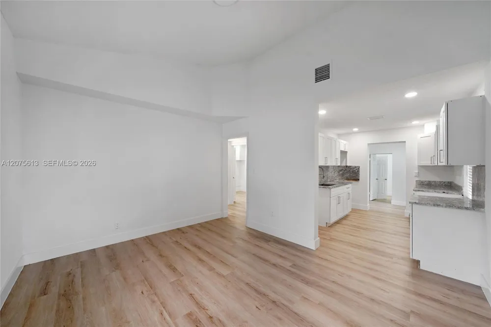 360 NW 179th Ter Miami Gardens, FL 33169