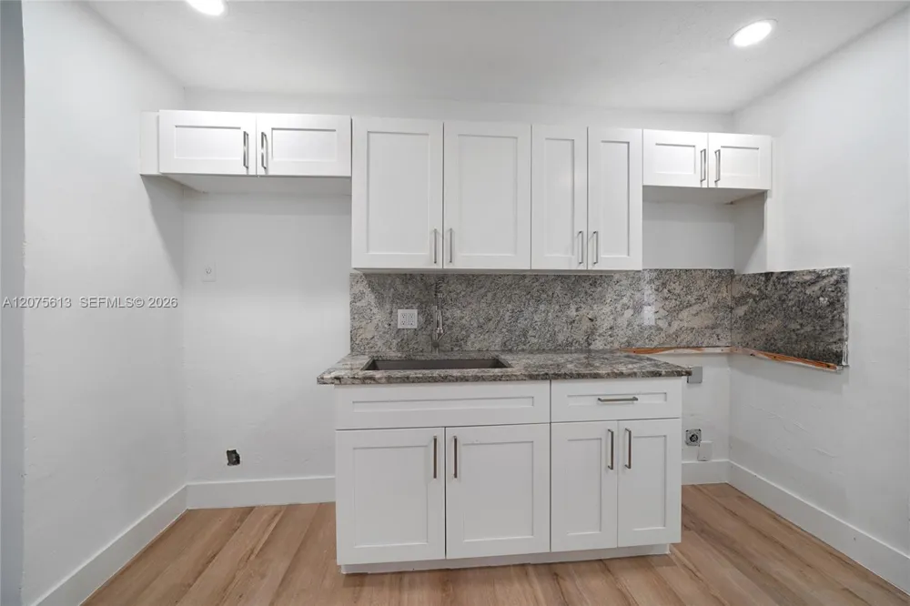 360 NW 179th Ter Miami Gardens, FL 33169