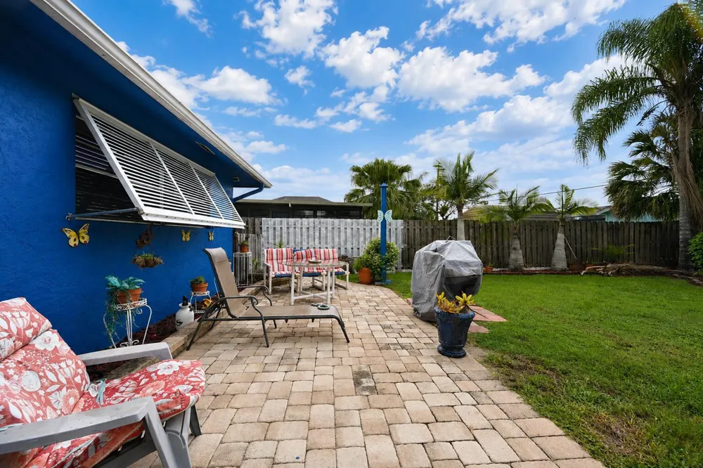 1229 SW Cynthia Street Port St. Lucie, FL 34983