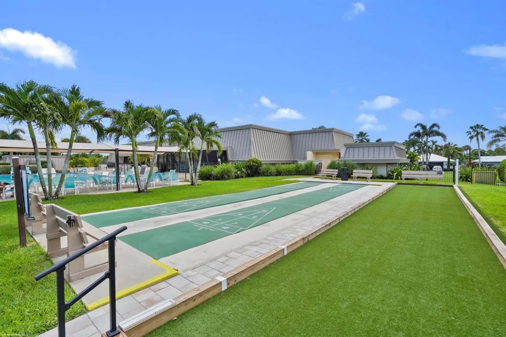 1800 SE SAINT LUCIE BOULEVARD #6-201 Stuart, FL 34996