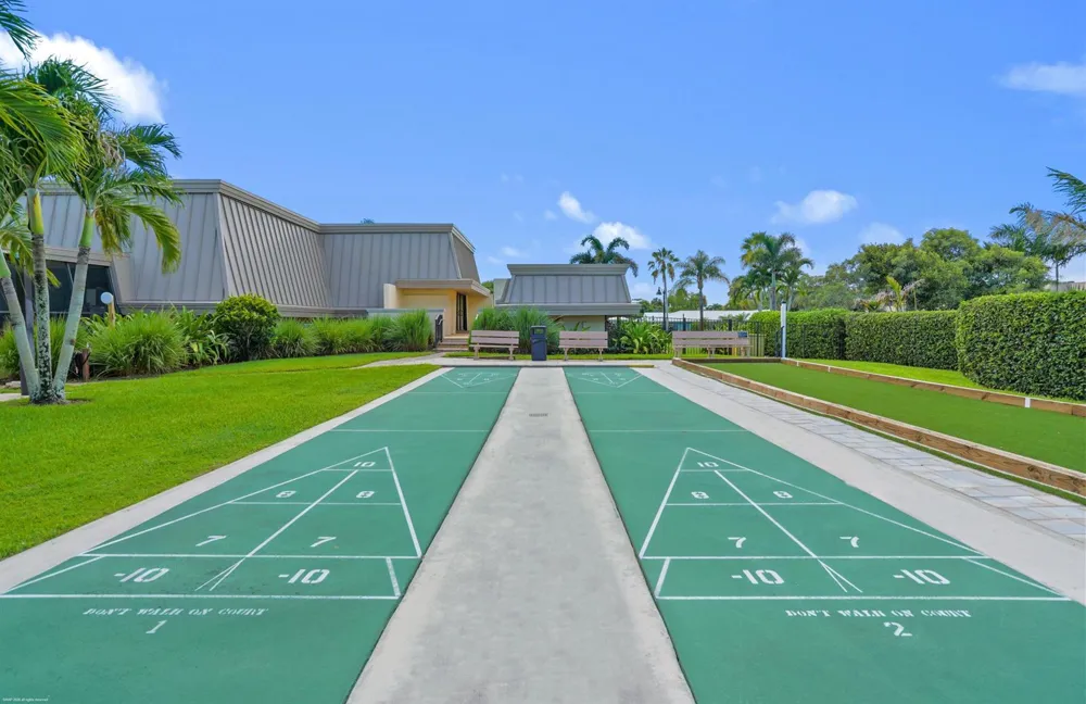 1800 SE SAINT LUCIE BOULEVARD #6-201 Stuart, FL 34996