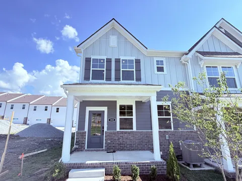 1313 Stubblefield Aly