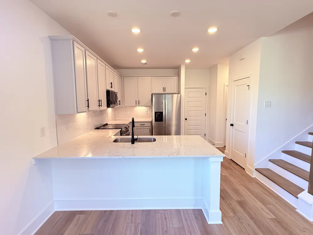 1313 Stubblefield Aly Nashville, TN 37218