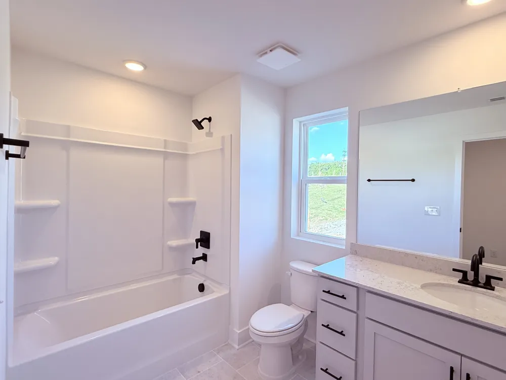 1313 Stubblefield Aly Nashville, TN 37218