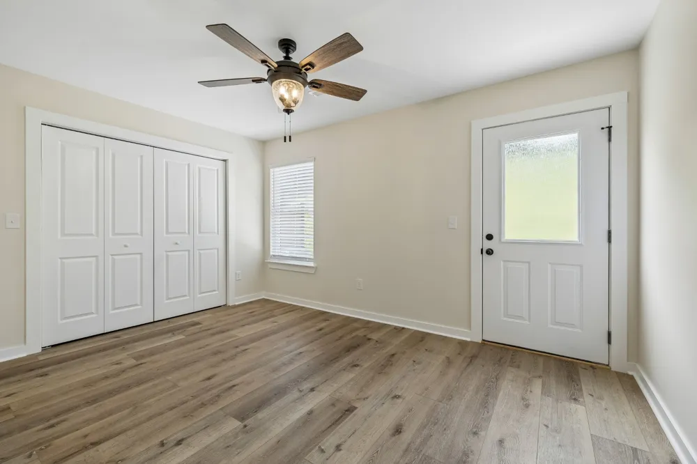 121 Deer Valley Drive E Gordonsville, TN 38563