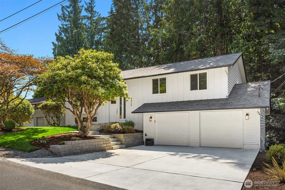8820 194th Street SW Edmonds, WA 98026