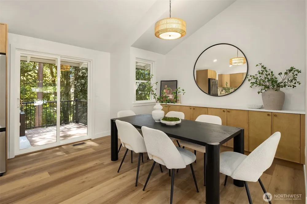8820 194th Street SW Edmonds, WA 98026
