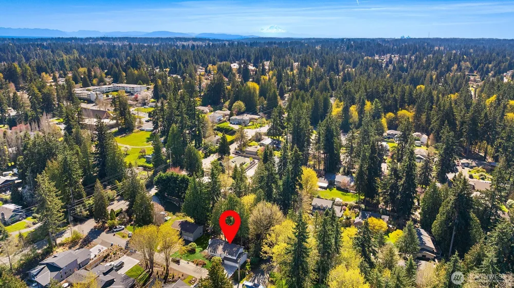 8820 194th Street SW Edmonds, WA 98026