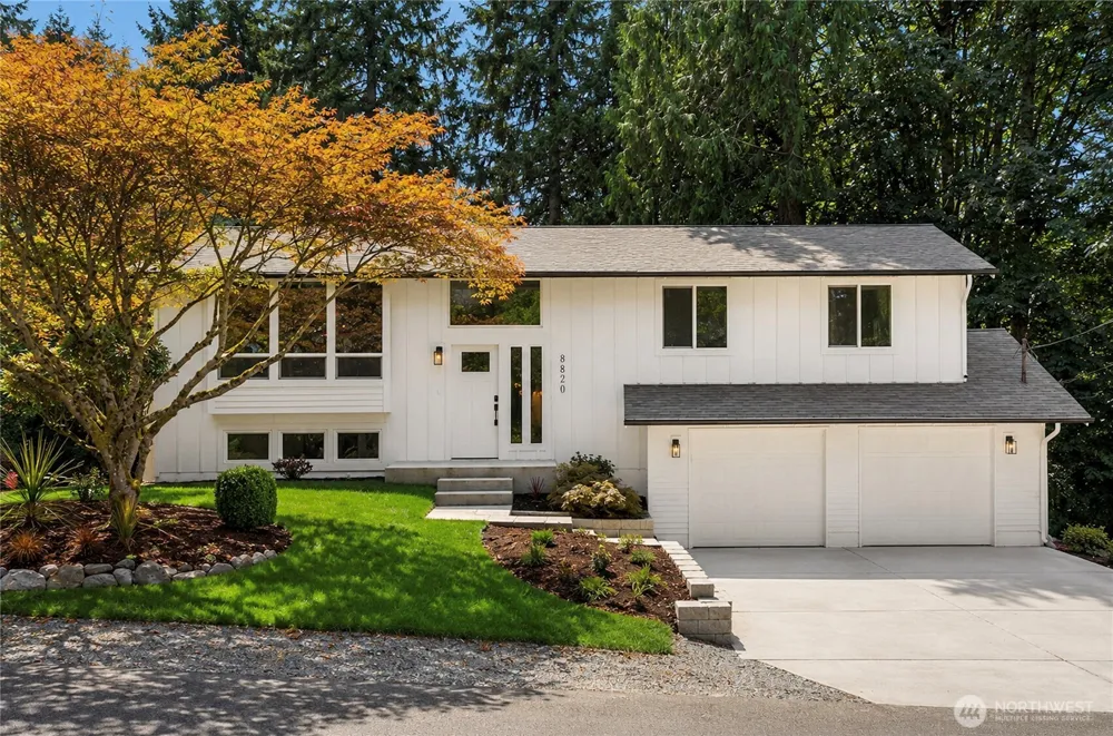 8820 194th Street SW Edmonds, WA 98026