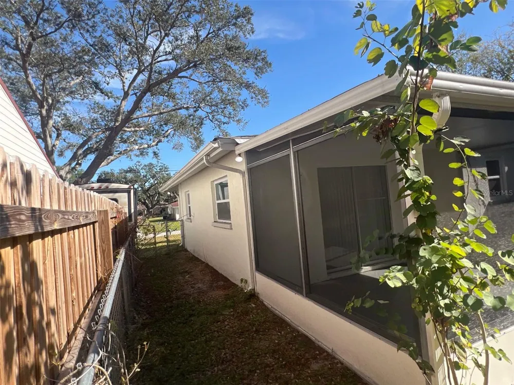 2638 TEAL AVENUE Sarasota, FL 34232