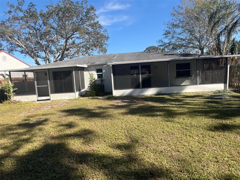 2638 TEAL AVENUE Sarasota, FL 34232