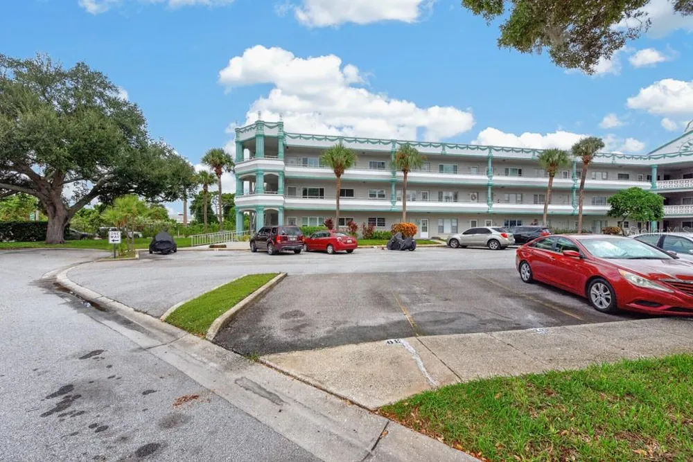 2370 JAMAICAN STREET #30 Clearwater, FL 33763