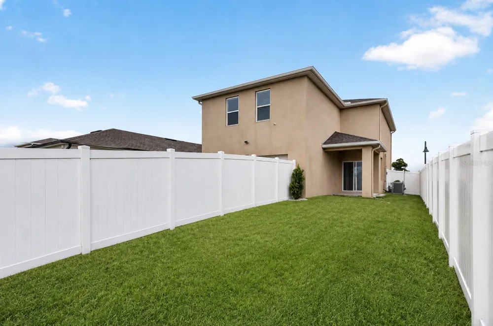 1021 SILVERBELL TRAIL St Cloud, FL 34771