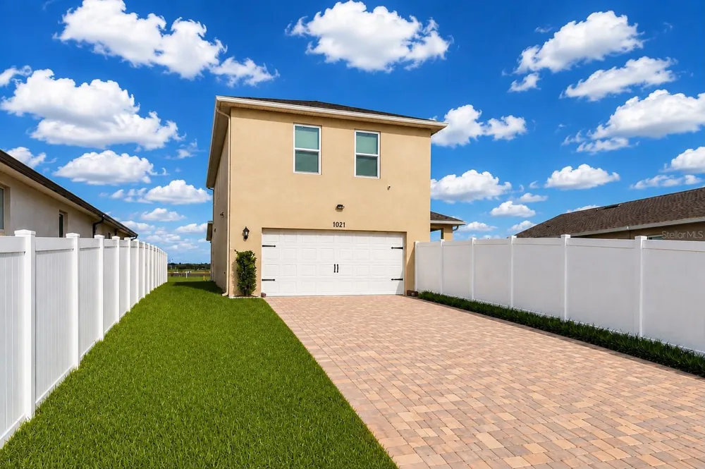1021 SILVERBELL TRAIL St Cloud, FL 34771