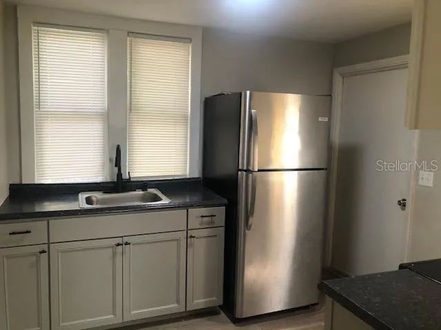 106 E 12TH STREET Sanford, FL 32771