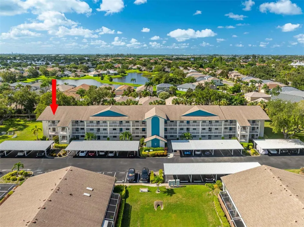 7301 29TH AVENUE DRIVE W #201 Bradenton, FL 34209